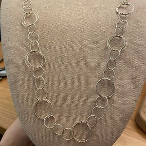 Gorgeous and long vintage 925 sterling silver interlocking circles necklace